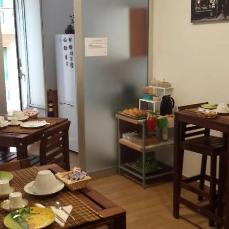 Bed & Breakfast Travellers Napoli Bagian luar foto